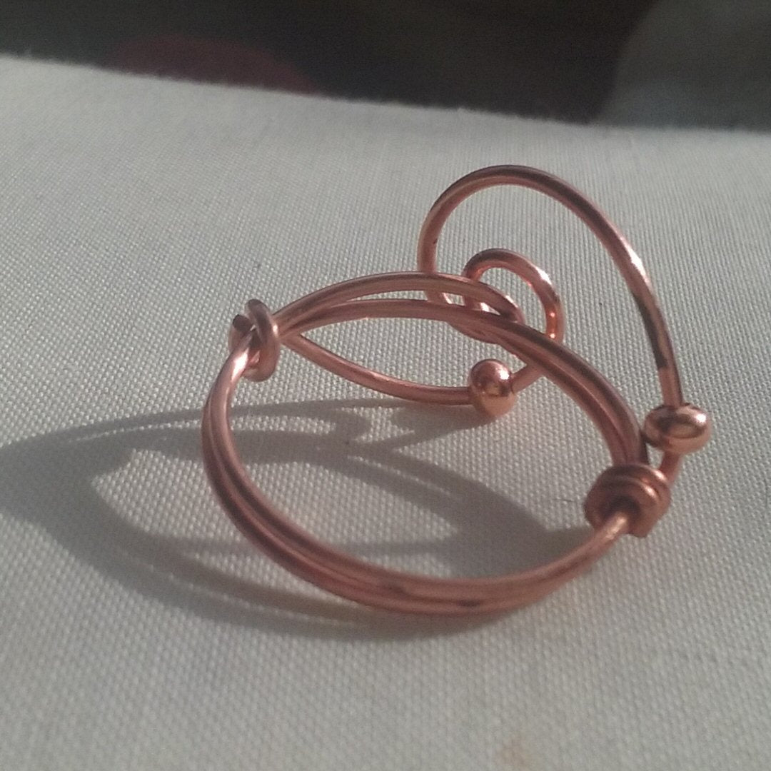 Copper soft open spiral ring - detail