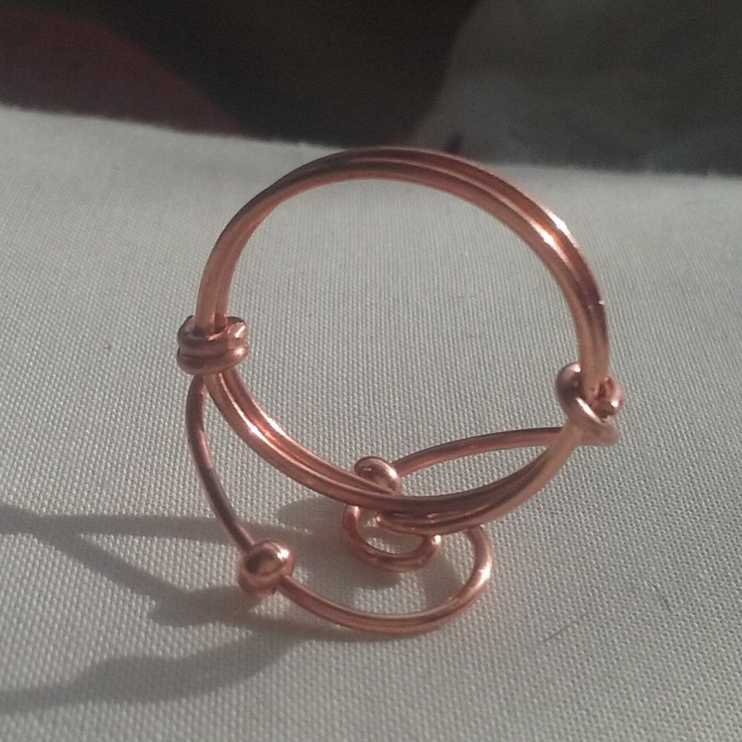 Copper soft open spiral ring - detail