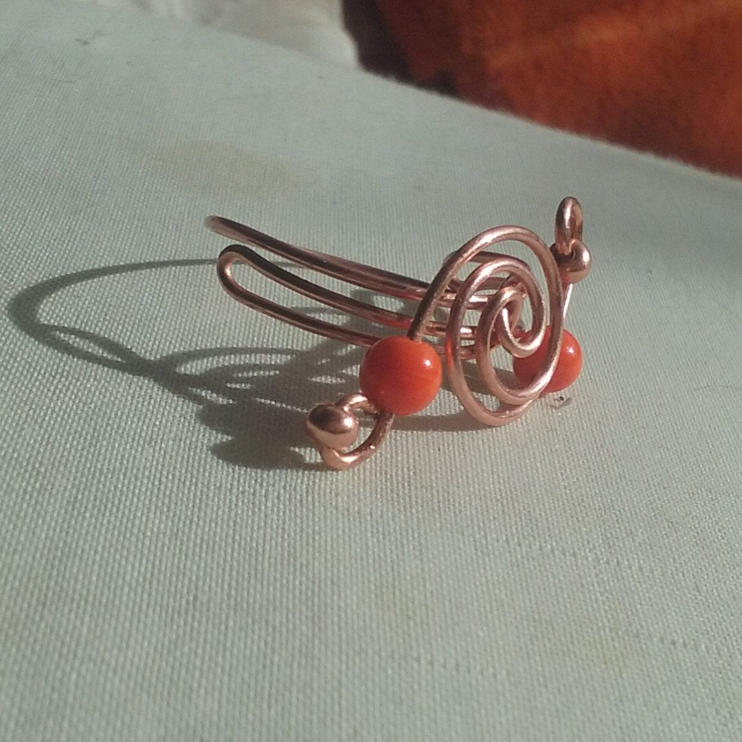 Copper Spiral ring orange beads - detail