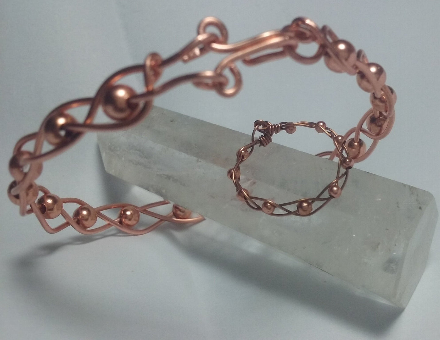 Copper braided ring and bracelet set - detail