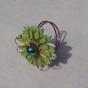 copper ring. light green flower button ring iridescent bead 138 2